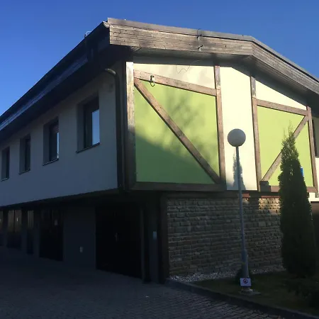 Apartment Apartmanovy Dom Familia Smokovec - D217